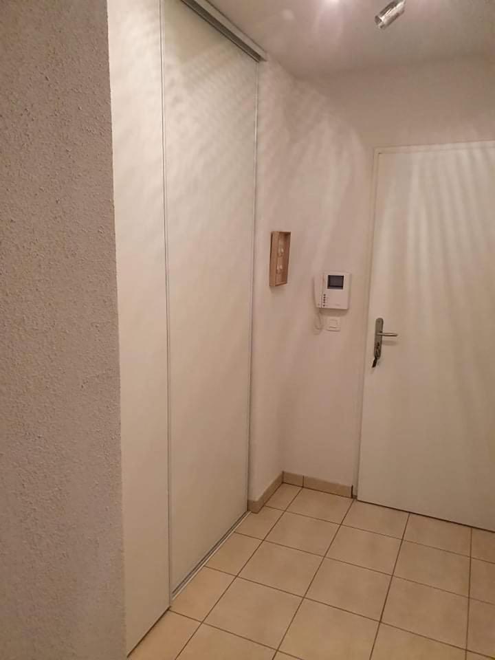 Entier, Calme, Hyper Equipe Saint-Laurent-de-la-Salanque