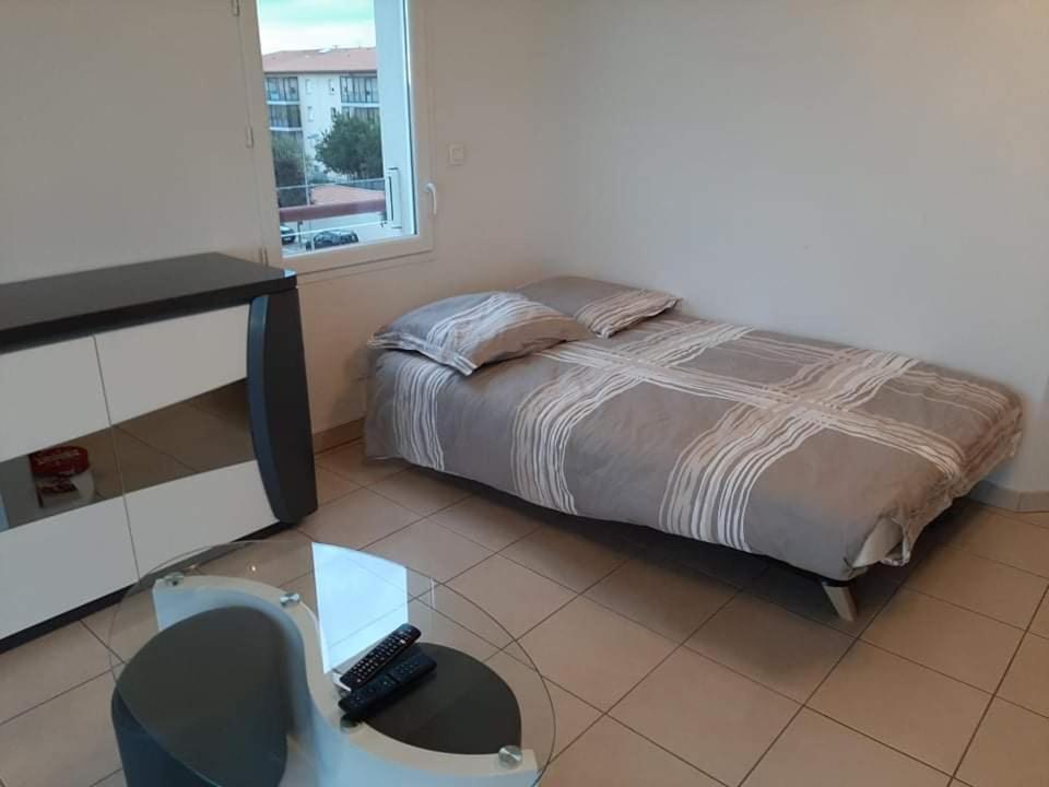 Entier, Calme, Hyper Equipe Saint-Laurent-de-la-Salanque