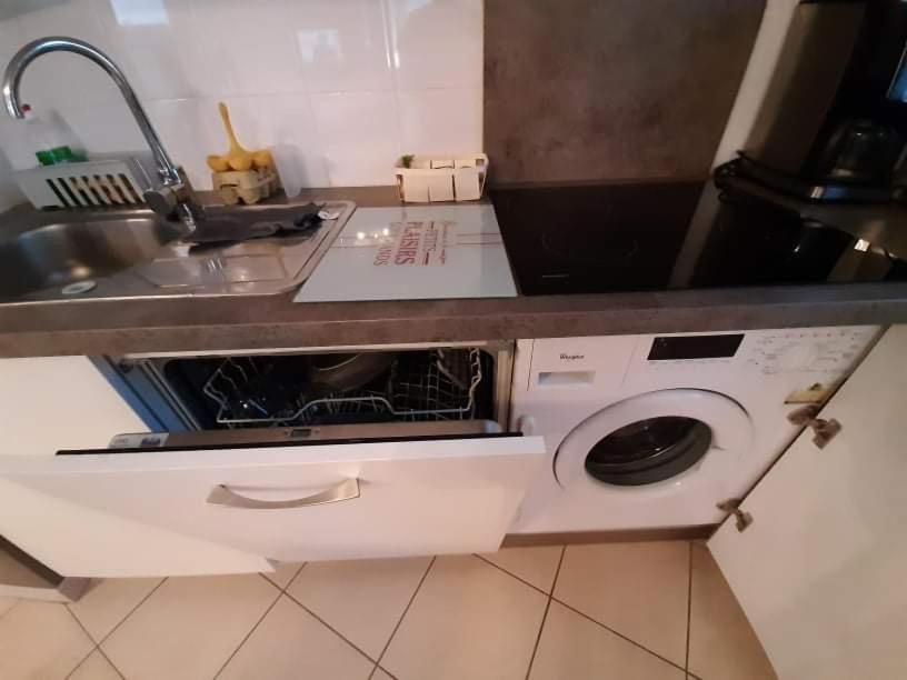 Apartment Entier, Calme, Hyper Equipe