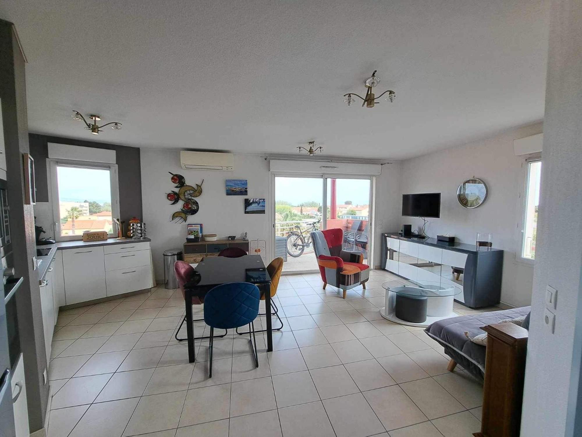Entier, Calme, Hyper Equipe Apartment
