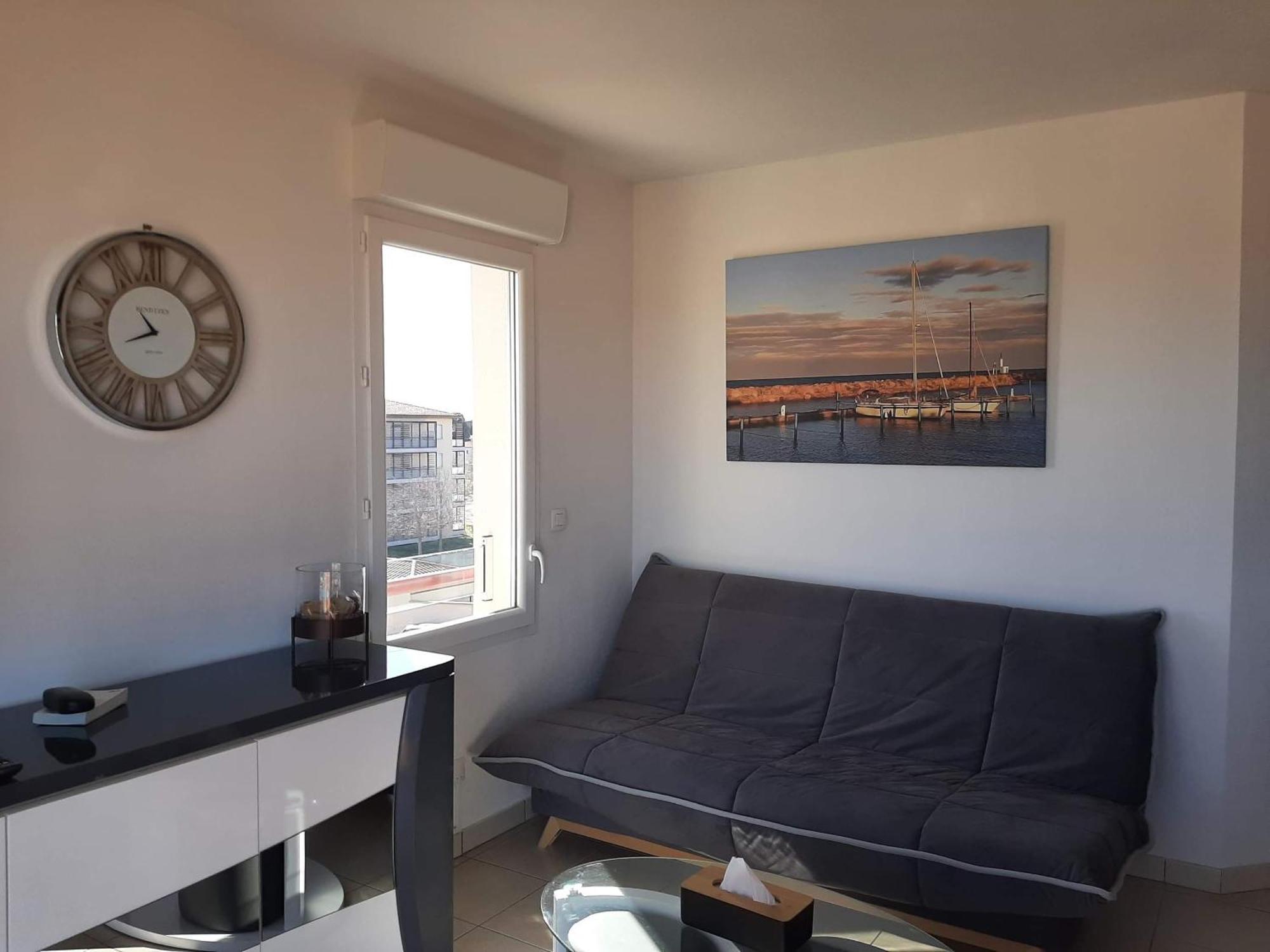 Entier, Calme, Hyper Equipe * Saint-Laurent-de-la-Salanque