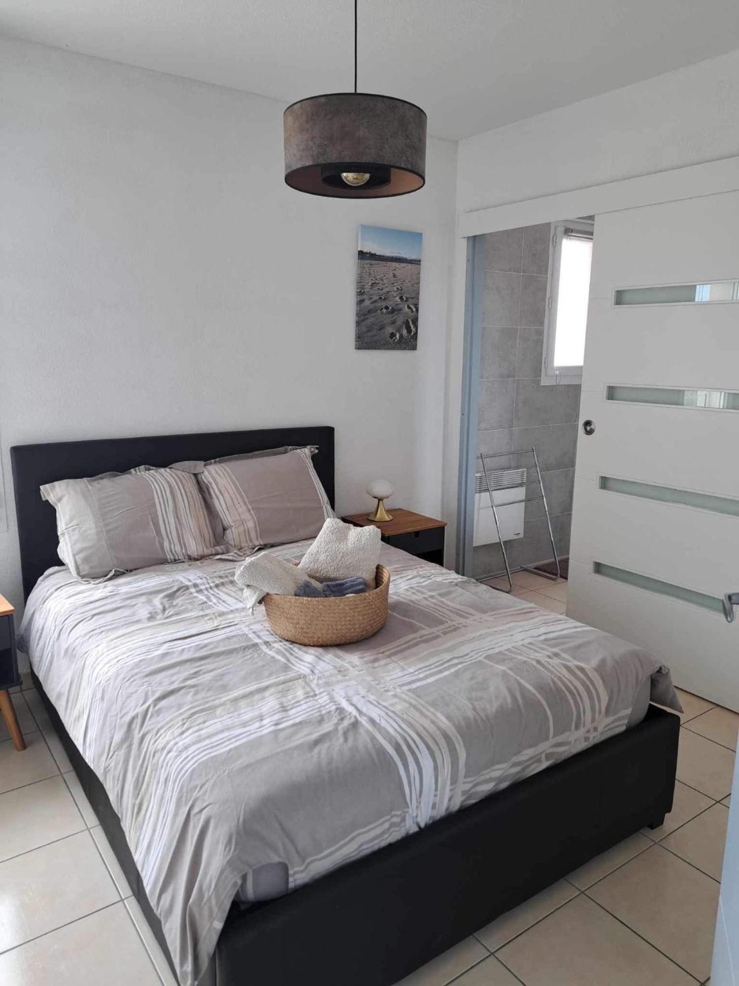 Apartment Entier, Calme, Hyper Equipe