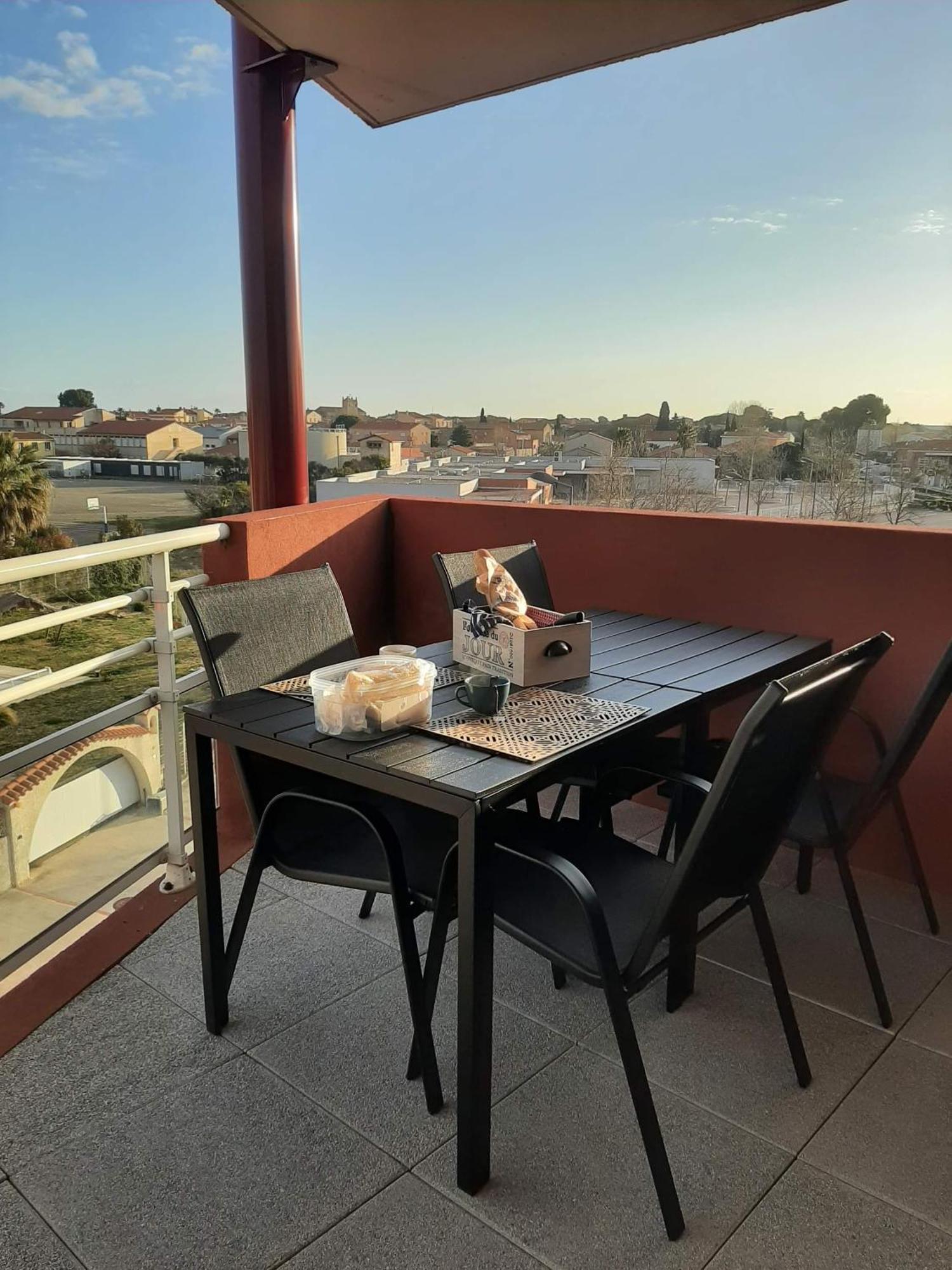 Apartment Entier, Calme, Hyper Equipe